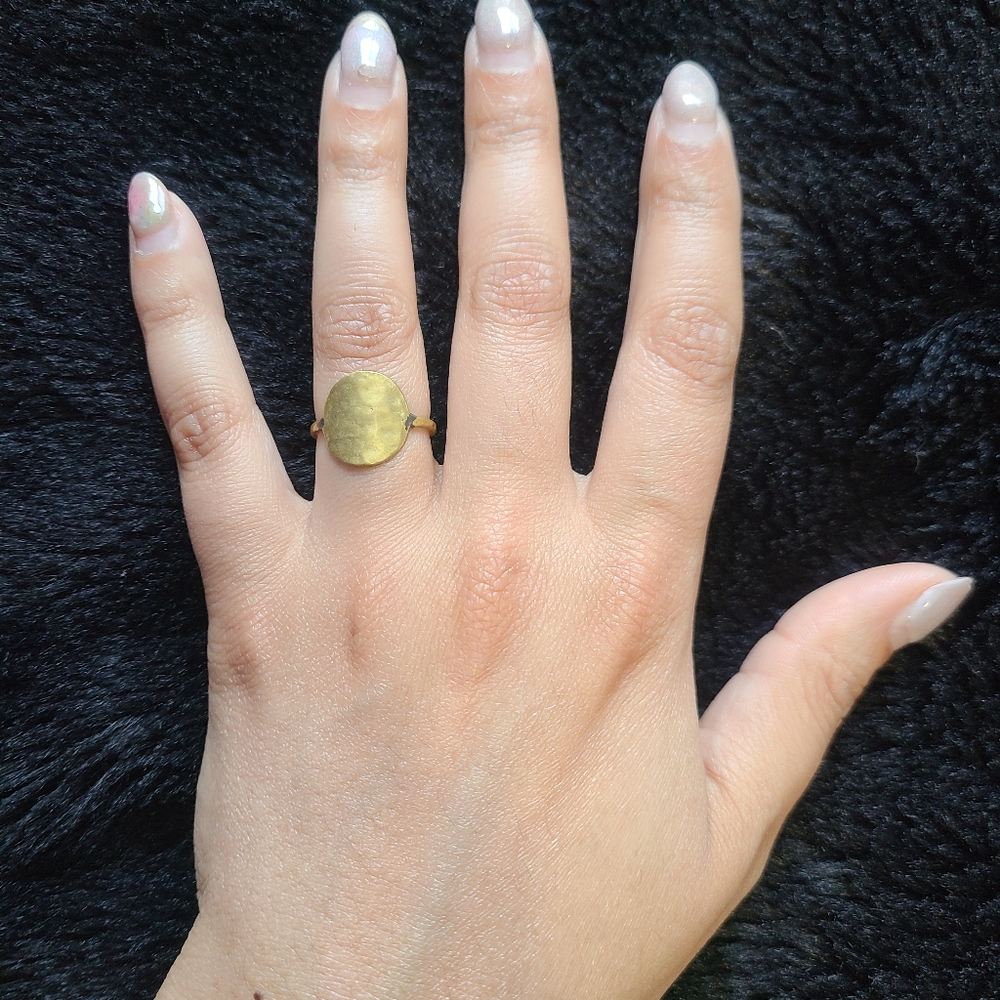 Gold conch ring